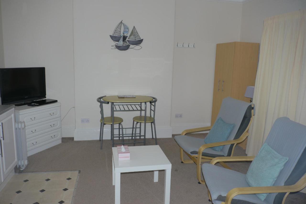 Broadshade Holiday Apartments Paignton Oda fotoğraf