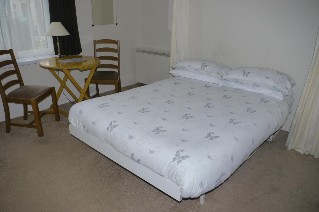 Broadshade Holiday Apartments Paignton Oda fotoğraf